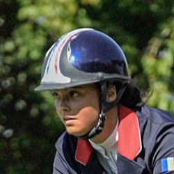 Marie-Charlotte Fuss, cavalière, porteuse de la Flamme Olympique